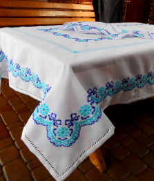 Комплект-Вишита скатертина з серветками «Синевір»